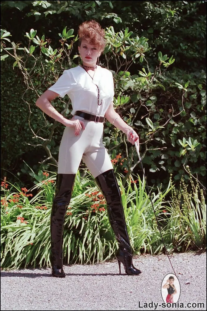 Lady Sonia 'Jodhpurs dominatrix' starring Lady Sonia (Photo 7)