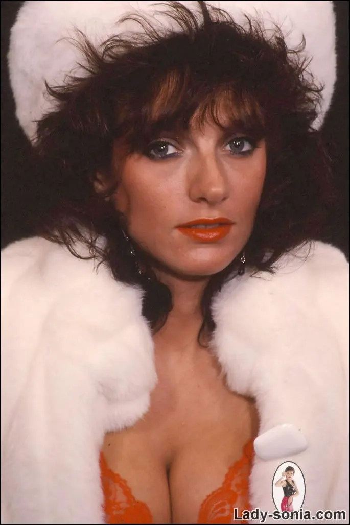 Lady Sonia in 'Milf in fur coat' from 'Lady Sonia' (Photo 1) Lady Sonia 'Milf in fur coat' starring Lady Sonia (Photo 1)