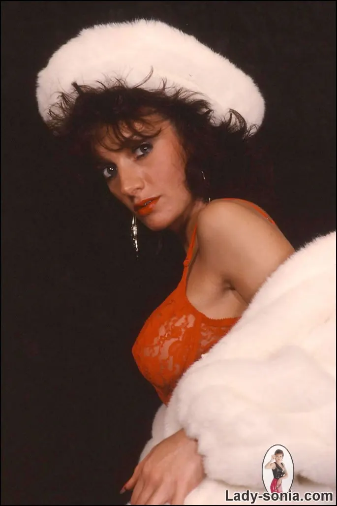 Lady Sonia in 'Milf in fur coat' from 'Lady Sonia' (Photo 4) Lady Sonia 'Milf in fur coat' starring Lady Sonia (Photo 4)