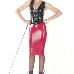 Lady Sonia in 'Lady Sonia' Rubber mistress (Thumbnail 2)