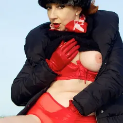 Red XXX in 'Red XXX' Country Red (Thumbnail 7)