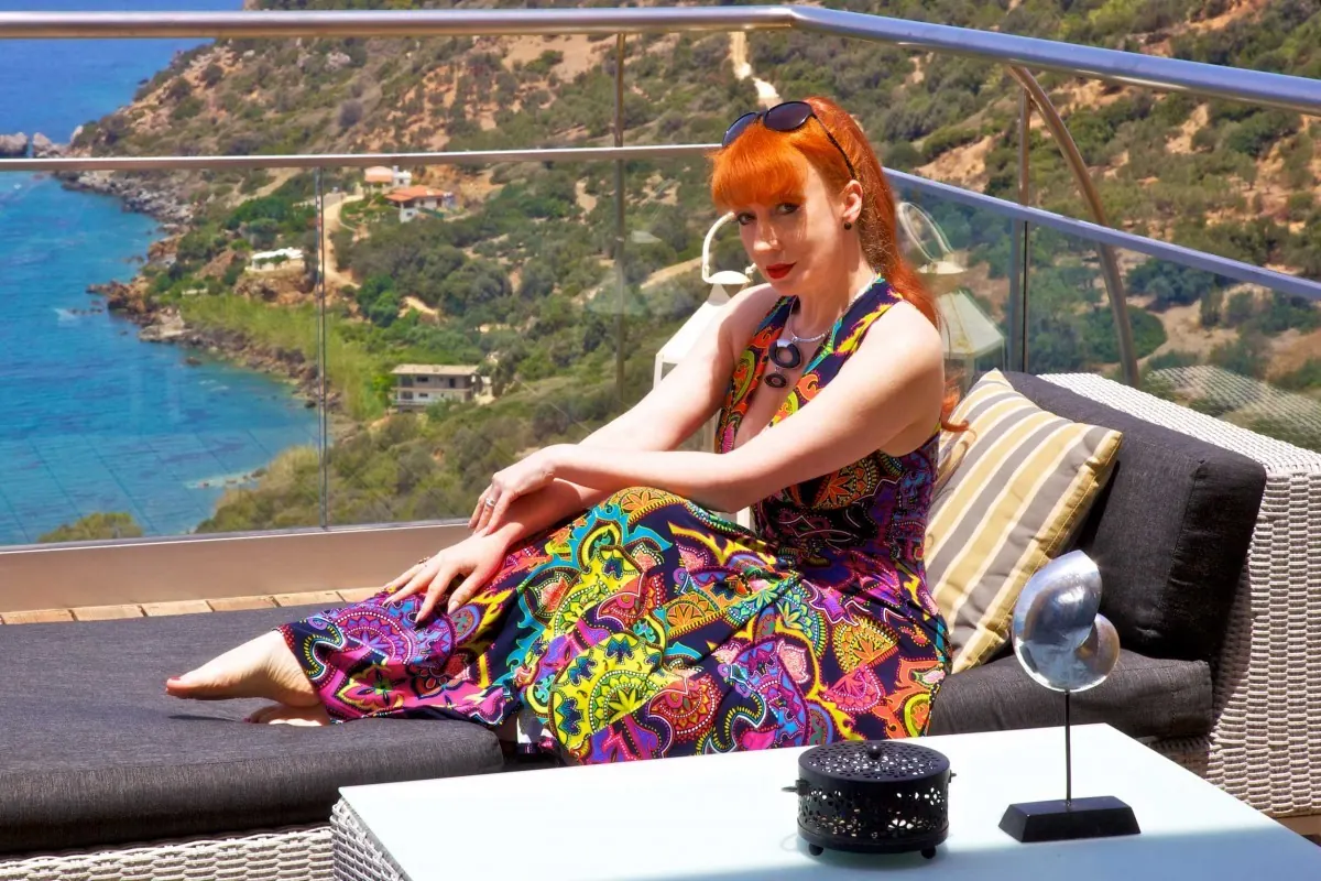 Red XXX 'Saved By The Bell' starring Red XXX (Photo 1)