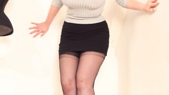 Red XXX in 'Silver Sweater'